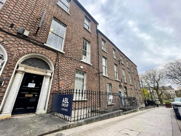 18 Russell Street, Armagh