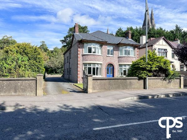 69 Cathedral Road, Armagh