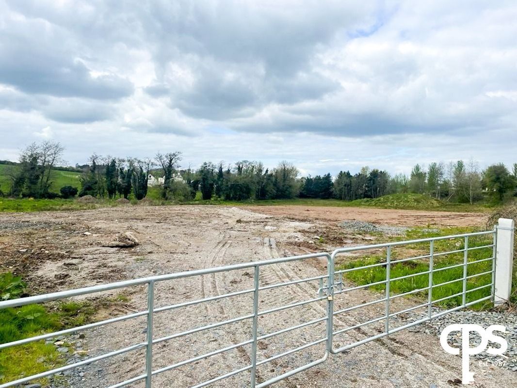 Site on Tullyneagh Rd 140m of 142 Tullysaran Road