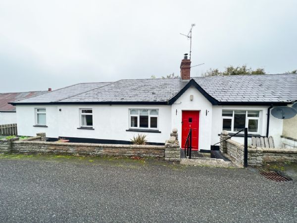 8 Old Road, Loughgall