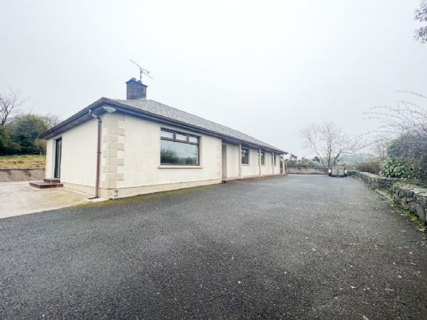 48 Tullynawood Road, Armagh