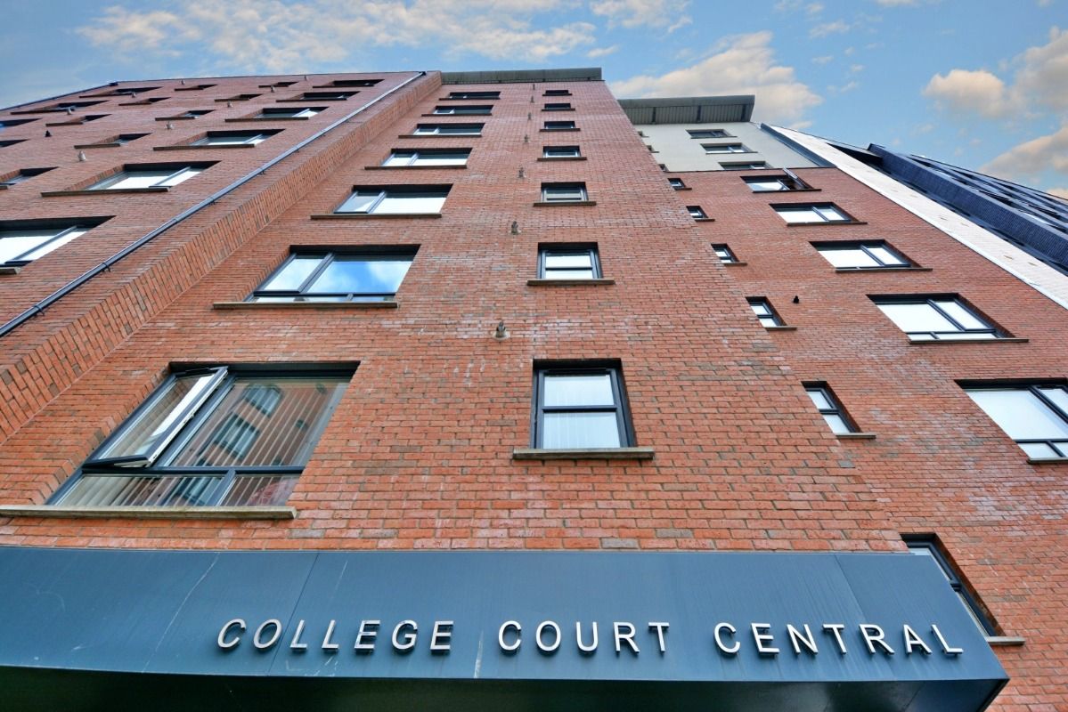 Apartment 606 College Court Central