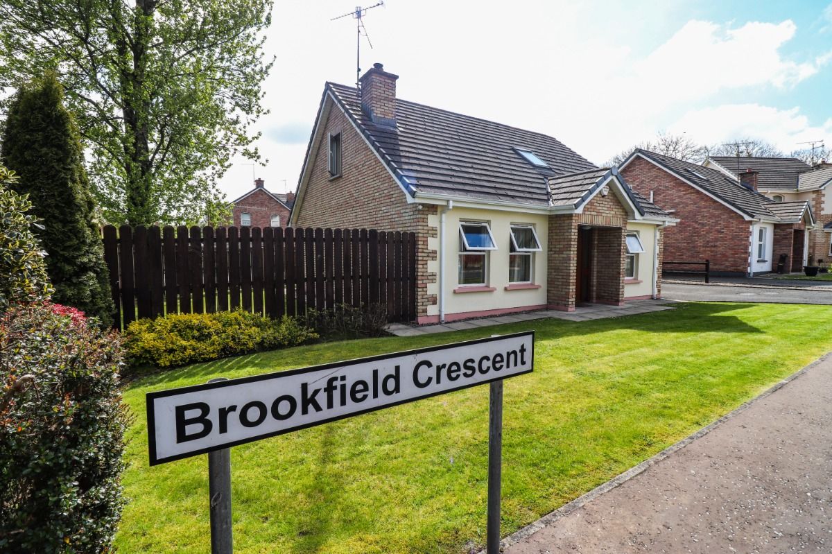 19 Brookfield Crescent